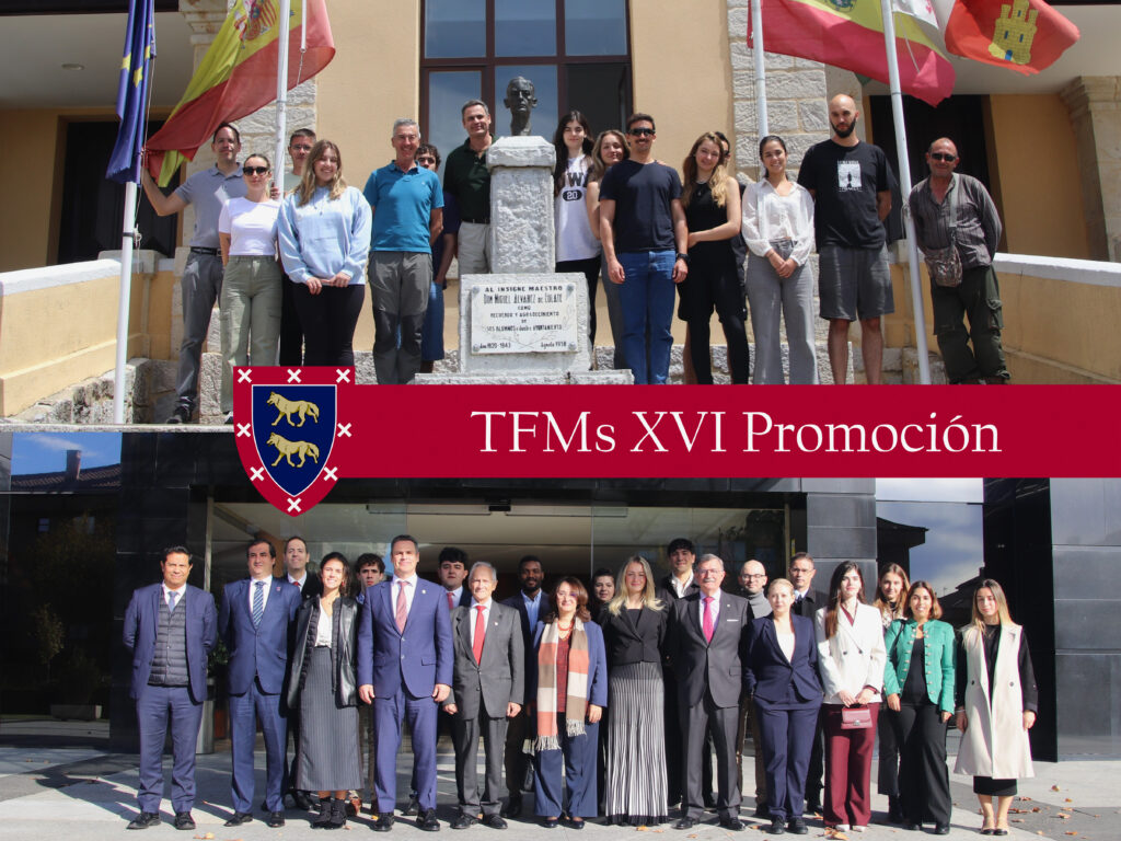 Tras un año de esfuerzo y dedicación, los alumnos de la XVI Promoción del Máster en Liderazgo, Diplomacia e Inteligencia, Oficial Analista de Inteligencia