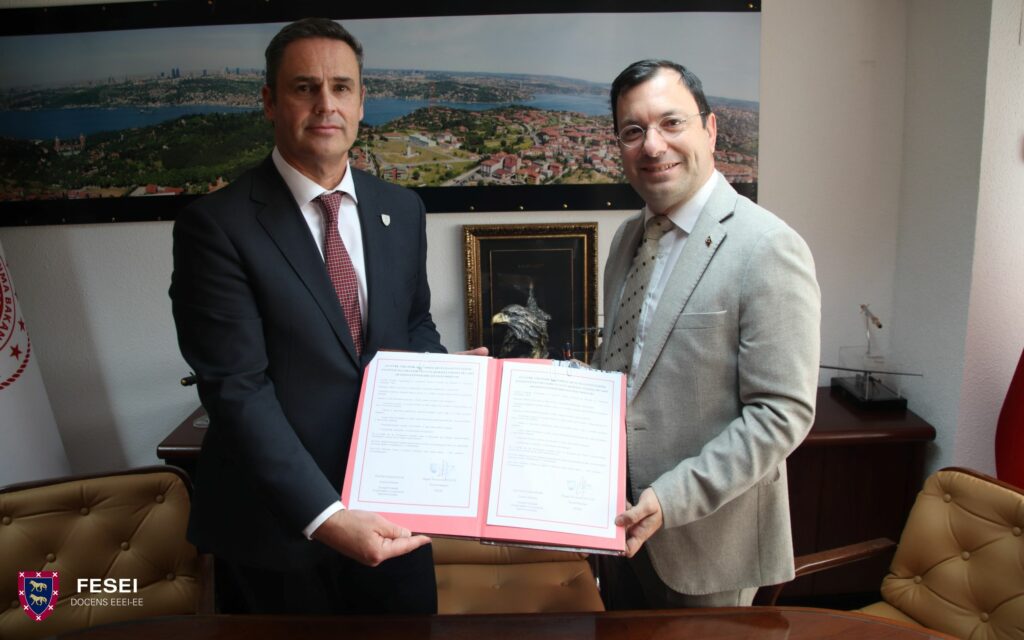 El jueves 2/10/2025 la Fundación de Estudios Estratégicos e Internacionales realizó una visita de trabajo a la Agregaduría Militar de la República de Turquía. 