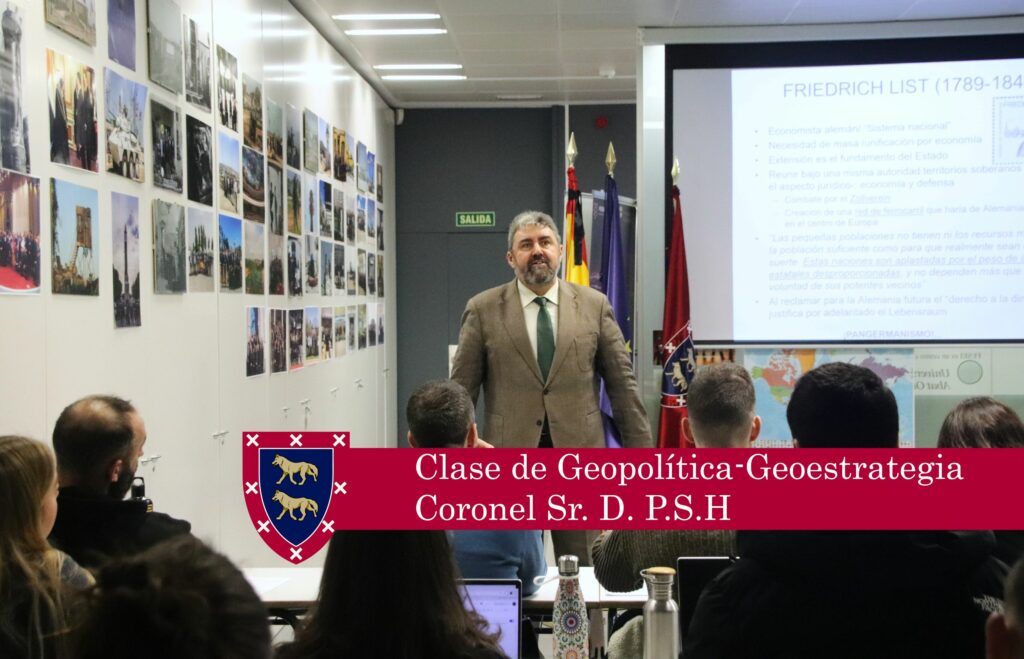 El pasado 7 de febrero de 2026, el Ilmo. Coronel Pedro Sánchez Herráez, analista principal del Instituto Español de Estudios Estratégicos (IEEE), impartió la primera sesión de Geopolítica dentro del Máster en Liderazgo, Diplomacia e Inteligencia organizado por la Fundación de Estudios Estratégicos e Internacionales (FESEI).