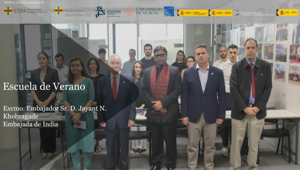 El miércoles 25 de junio de 2026, dentro de la Escuela de Verano 2026, impartió una conferencia en nuestra sede el Excmo. Embajador de la República de la India Sr. D. Shri Jayant N. Khobragade